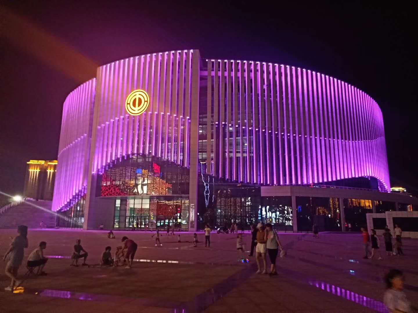 踐行工匠精神，我們繼續砥(di)礪前(qian)行(xing)
